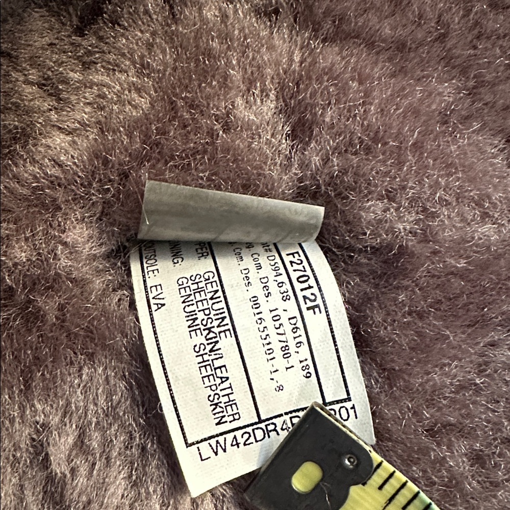 UGG Bailey Button Triplet size 8 - image 9